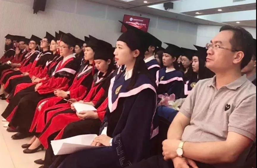 中国财政科学研究院隆重举行2019届研究生毕业典礼暨学位授予仪式
